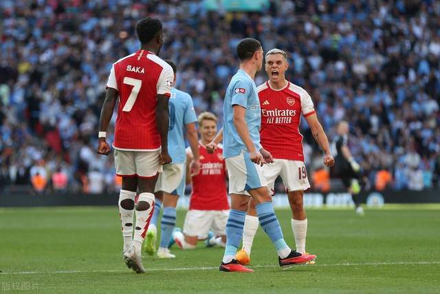 转折点曼城复出首秀，社区盾国际比赛日攻防权衡，压力陡增，临场指挥获称赞