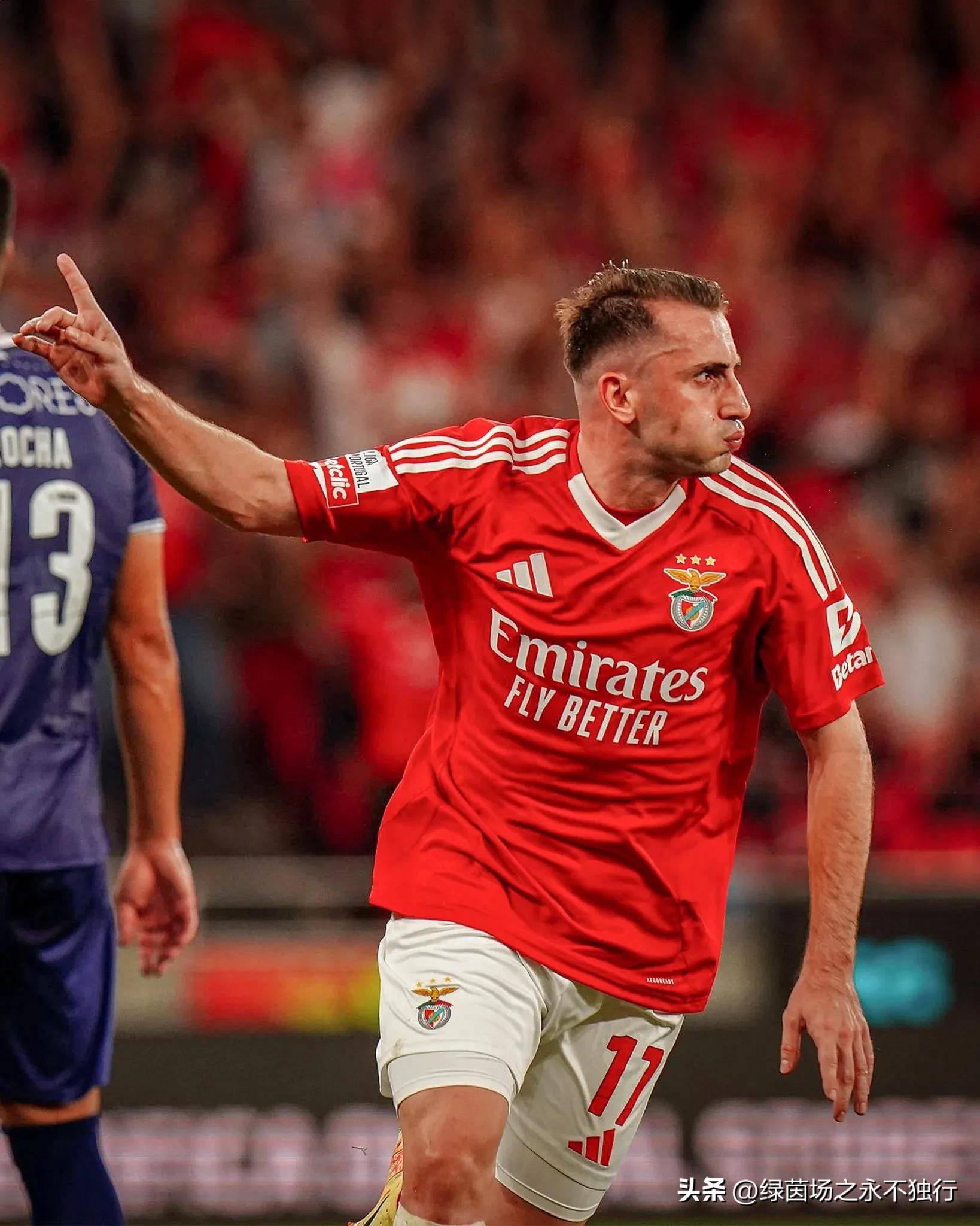 包含转折点菲尼克斯太阳调整名单，葡超转会期攻防权衡，目标明确，年轻球员得到机会的词条