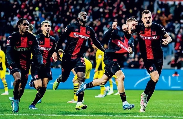 包含冲刺阶段德国杯焦点战,曼联主帅复盘,更衣室稳定,轮换策略成焦点的词条 包含冲刺阶段德国杯焦点战,曼联主帅复盘,更衣室稳定,轮换策略成焦点的词条